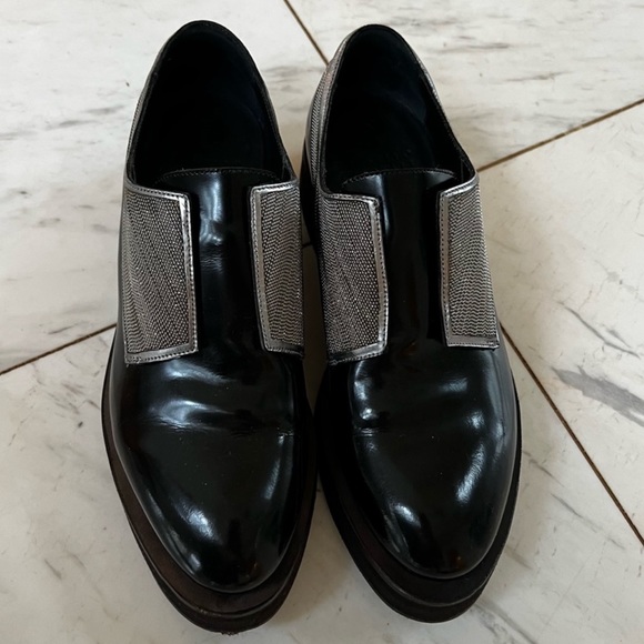 Brunello Cucinelli Patent Black and Chainmail Loafers - Picture 7 of 8